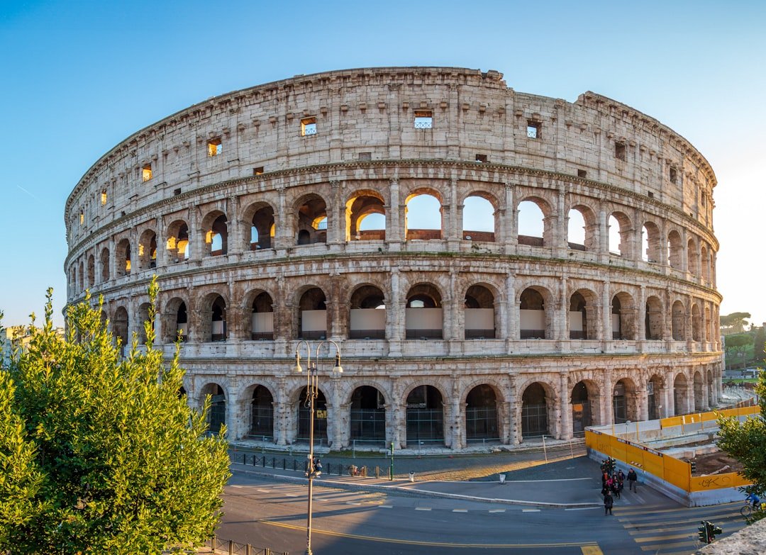 Photo Colosseum at sunset